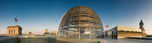 Job vacancies in Germany with Reach International, recruiting roles for accountancy, finance, financial services and banking professionals starting or furthering their offshore or international careers.